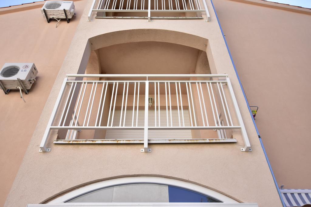 וודיצה Apartman Sena מראה חיצוני תמונה